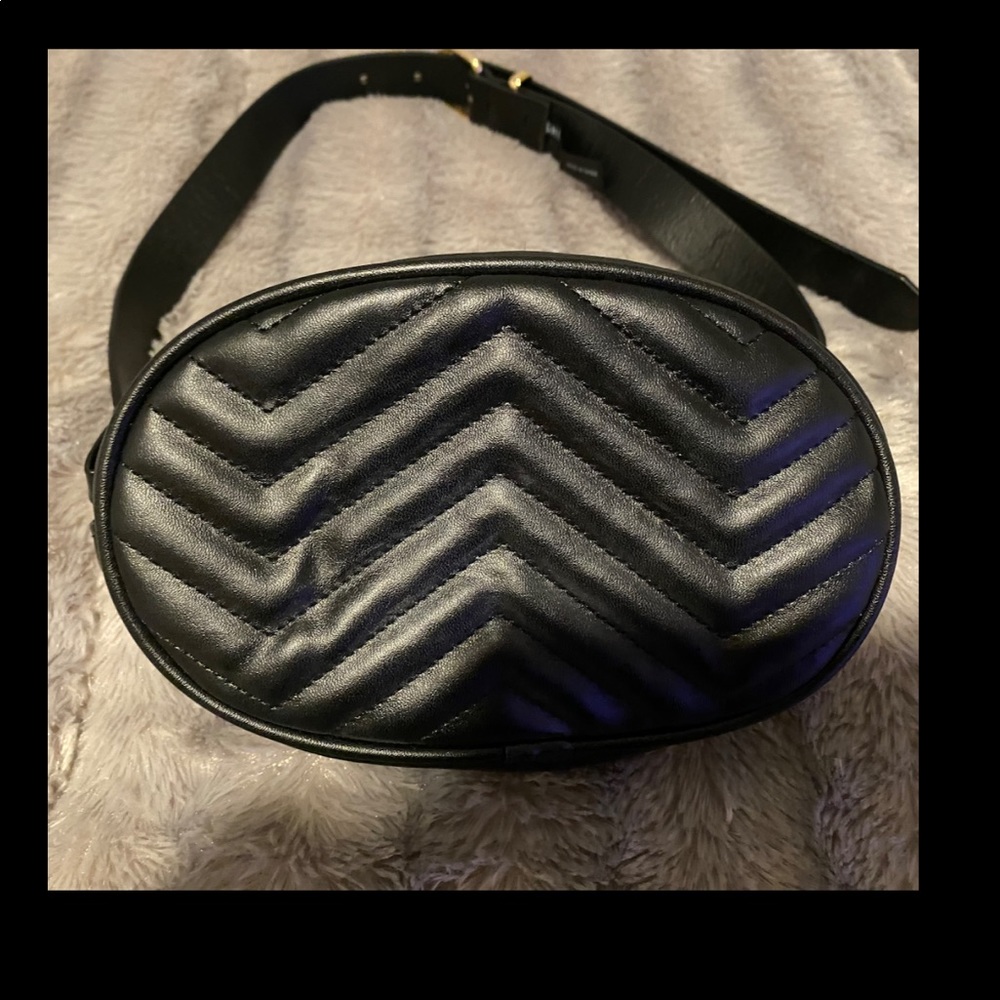 Women’s belt bag